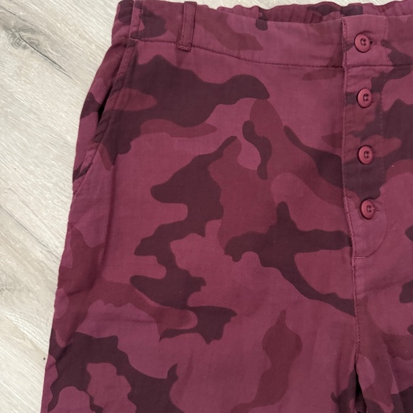 SUNDANCE Women’s Grandview Cotton Berry Camo Pants Size Small - Picture 10 of 16